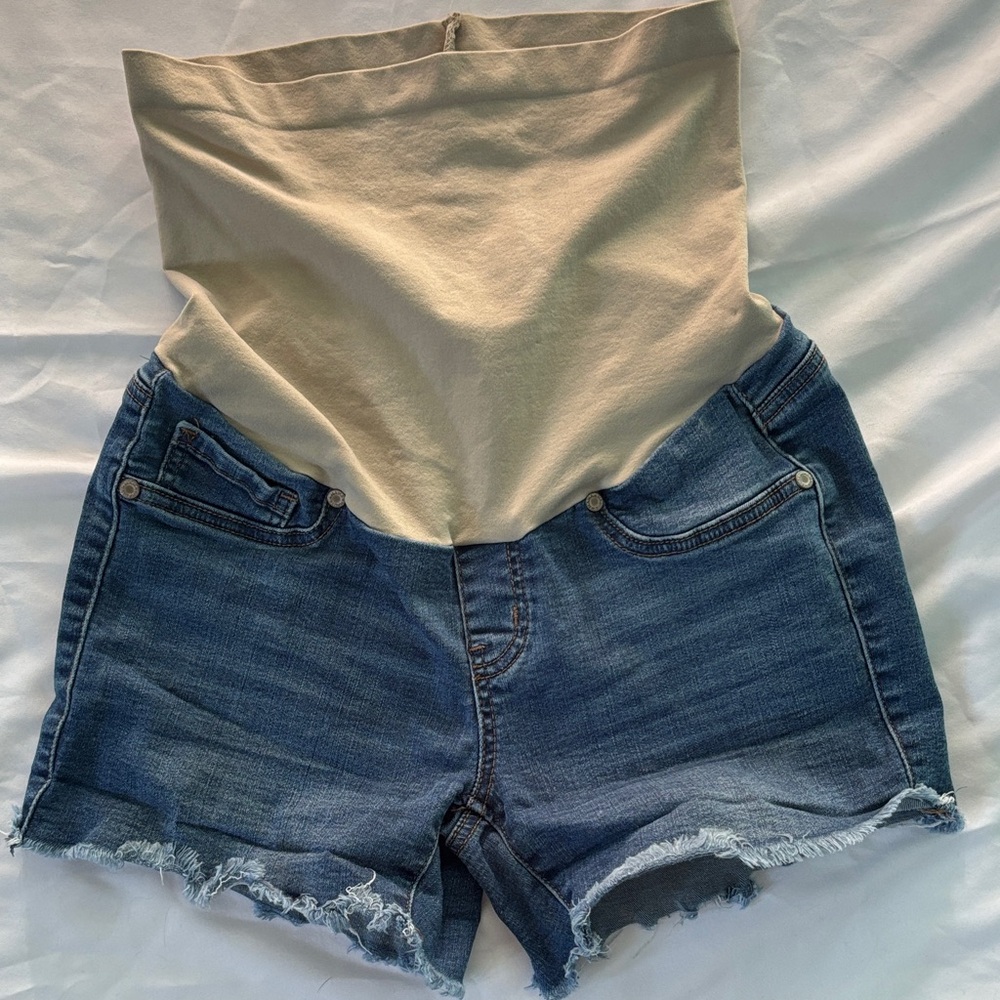 Maternity Denim Shorts with Stretch Panel